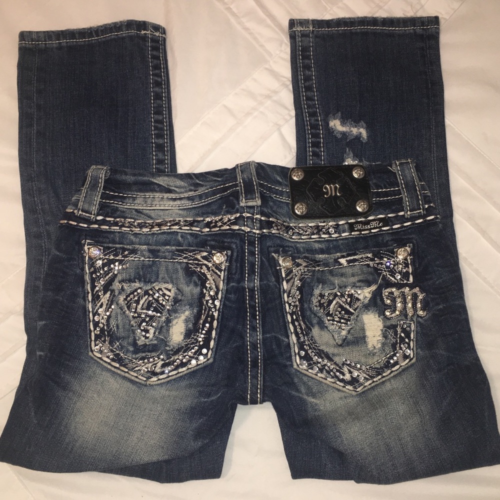Miss Me Signature Cropped Jeans
